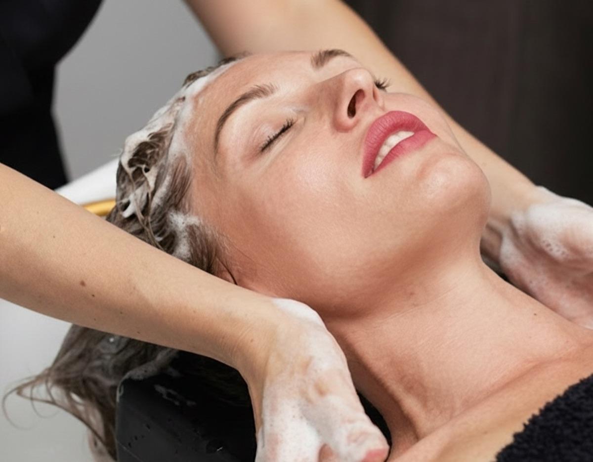 Gina K Classic Refresh head spa treatment